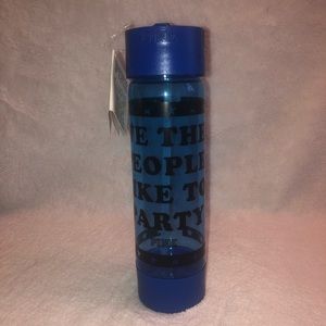 NWT VS PINK blue party campus water bottle